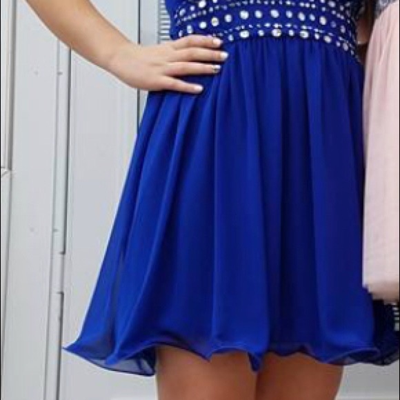 Homecoming/Prom/Event dress - Picture 7 of 7